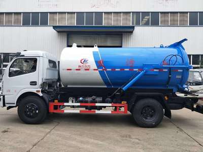 專業環保衛士 東風8噸吸污吸糞車，高效解決化糞池清理難題