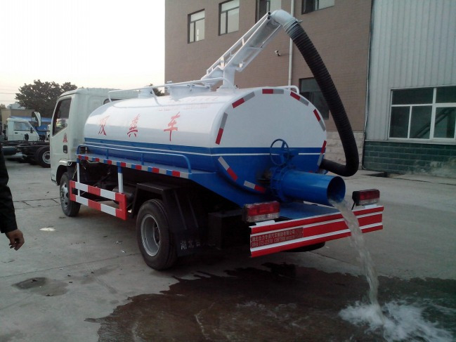 吸糞車(chē)與吸污車(chē) 全面解析區(qū)別，助您正確選車(chē)，徹底擺脫選擇誤區(qū)