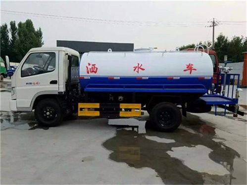 江蘇多功能吸糞吸污車廠家 創(chuàng)新技術引領環(huán)衛(wèi)清潔新篇章